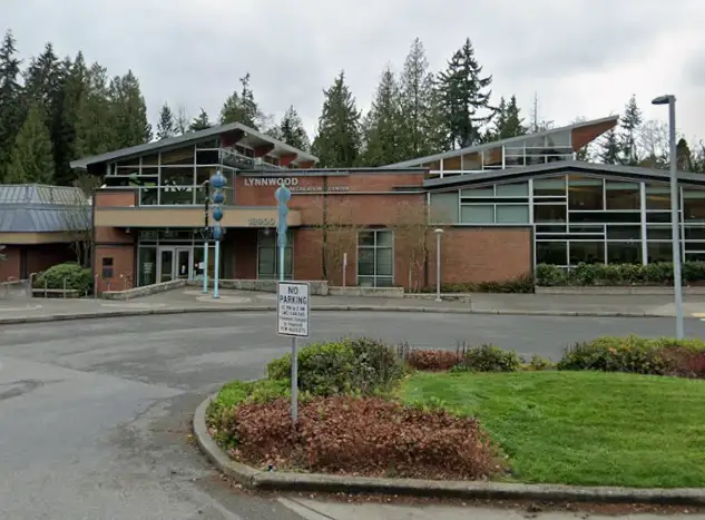 Mom Reports Man in Women's Locker Room During Swim Meet
