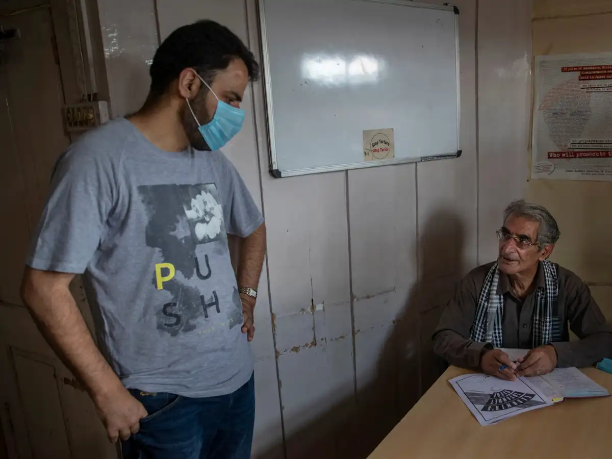 Kashmiri Activist, Journalist Freed on Bail