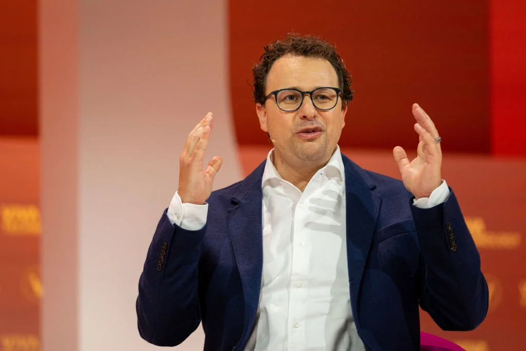 Amodei Clarifies Stance on Open-Weight AI, China Concerns