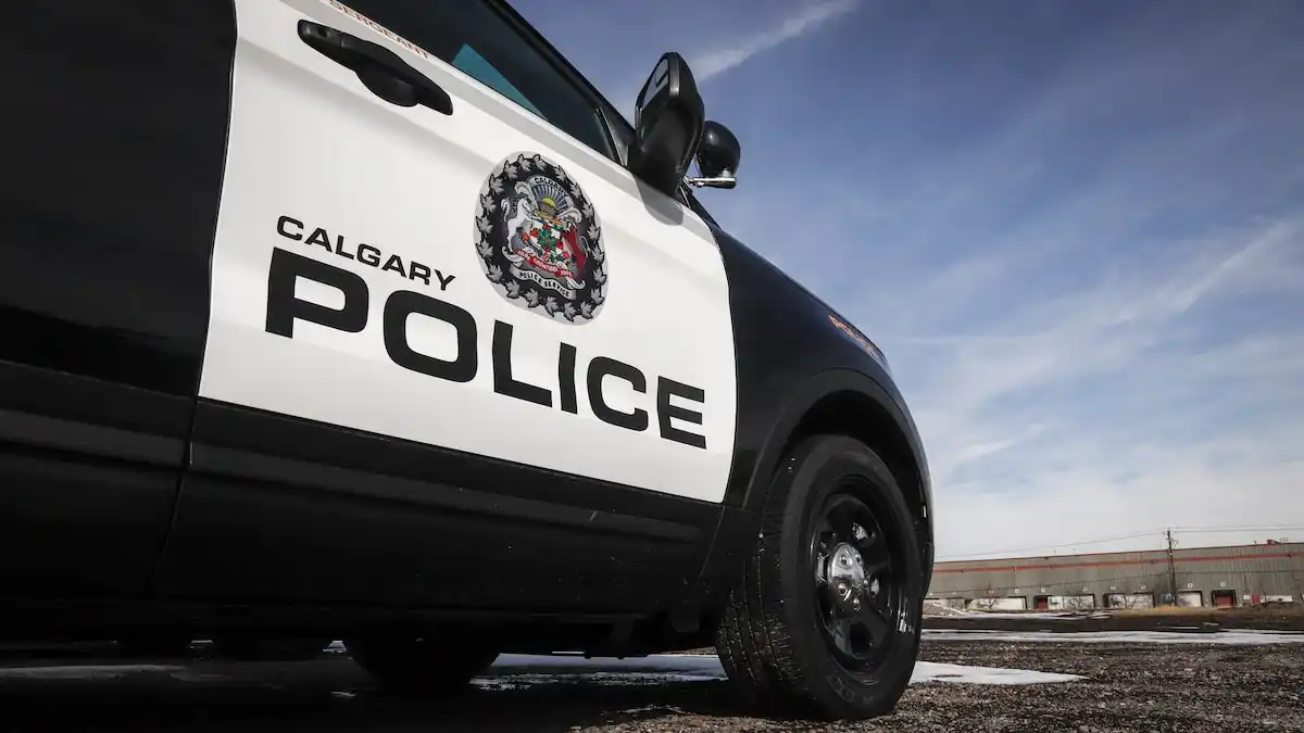Calgary police search for missing autistic boy, play Disney music