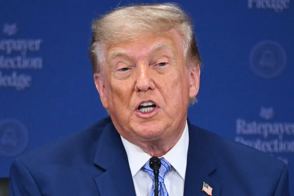 Trump Imposes New Tariffs on 60 Countries