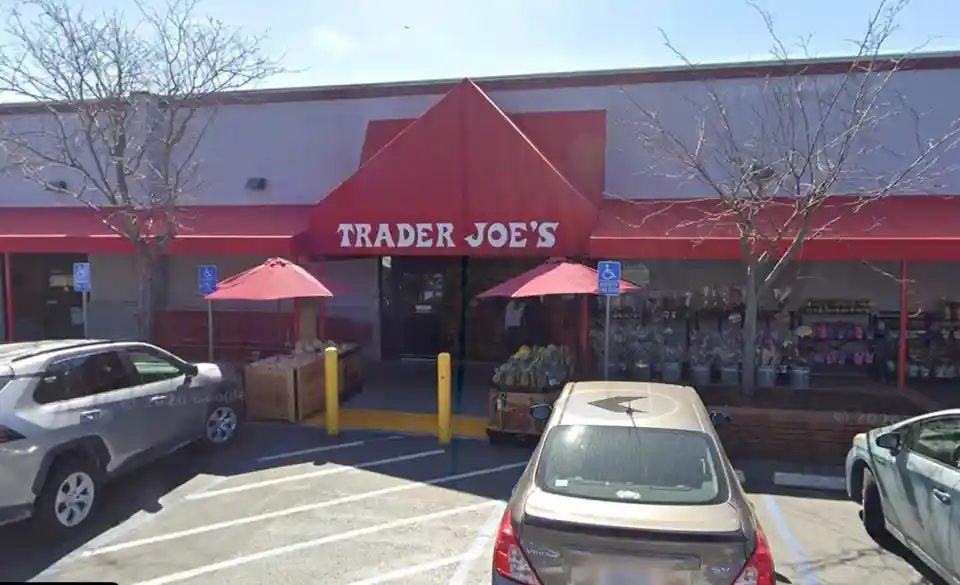 Bear Spray Attack at Trader Joe's